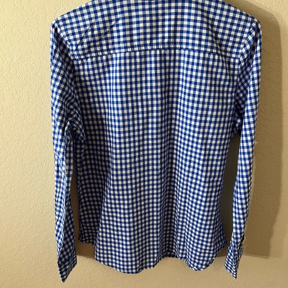 Old Navy Unisex Blue and White Casual Button Down Shirt - Picture 2 of 3